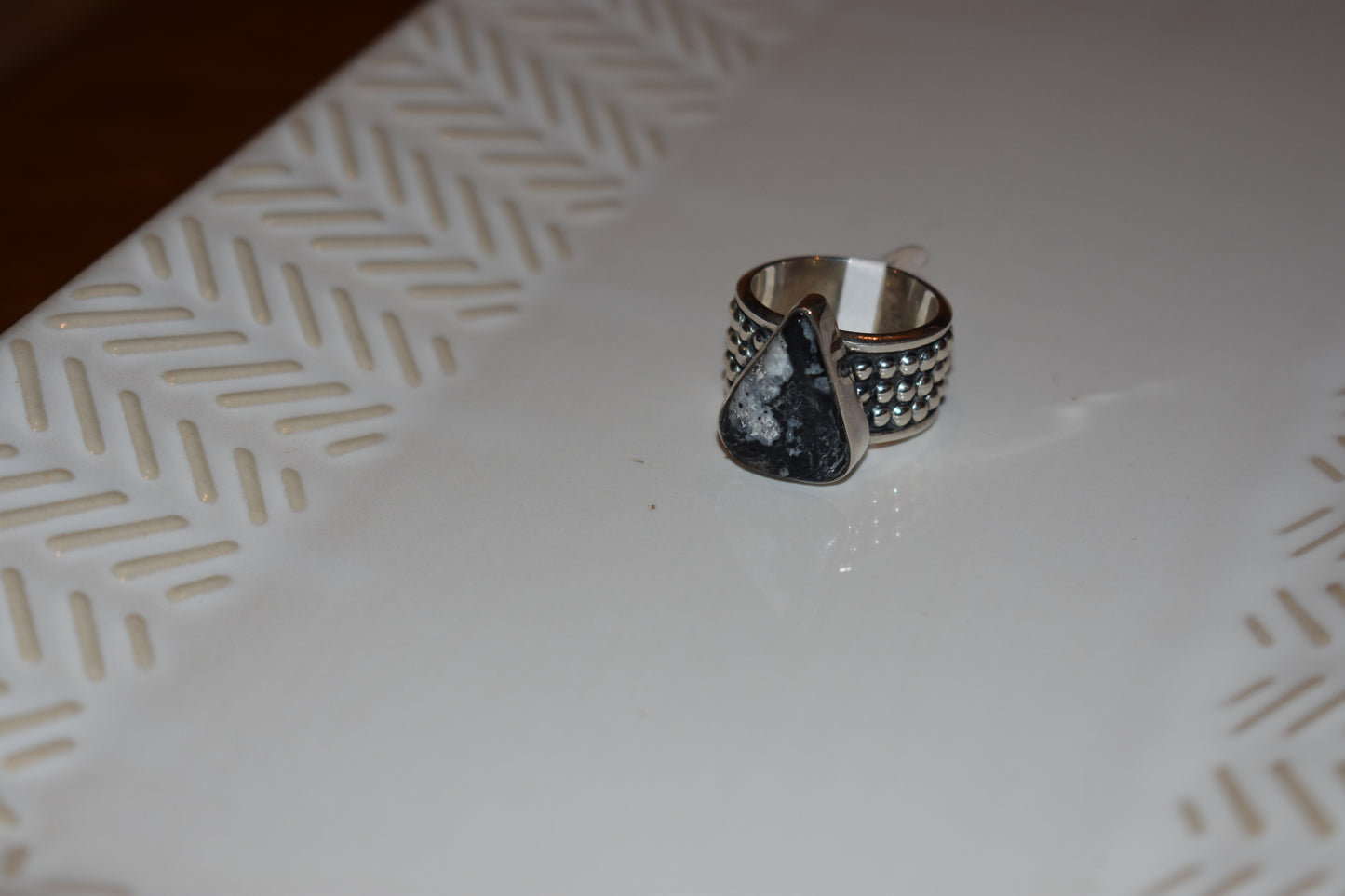 White Buffalo Triple Dot Ring Size 9