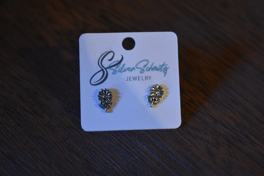 Daisy Studs