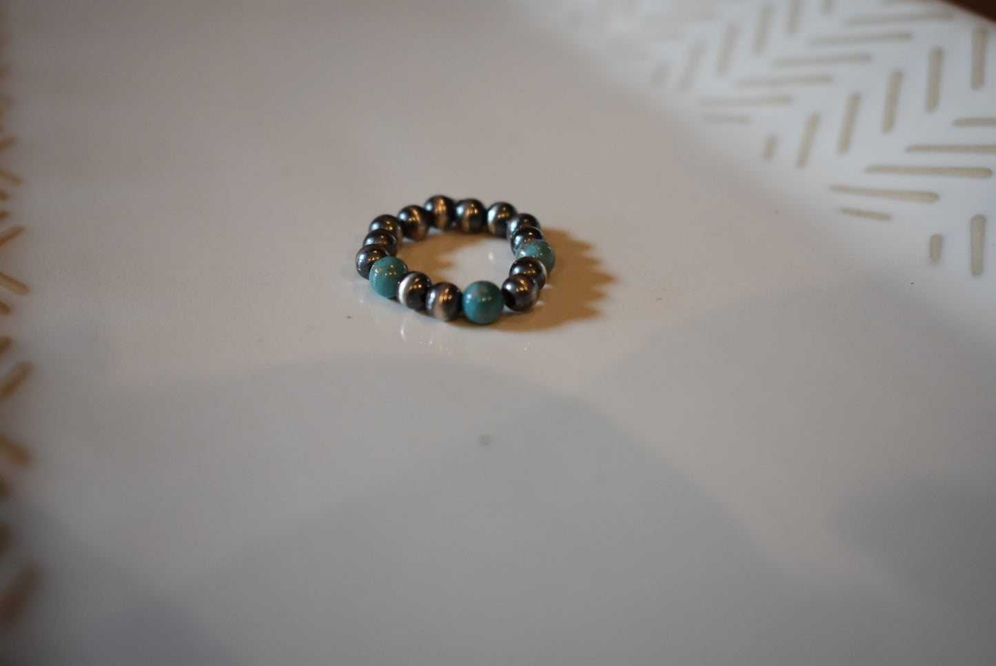 4mm Navajo Pearl Stretch Ring
