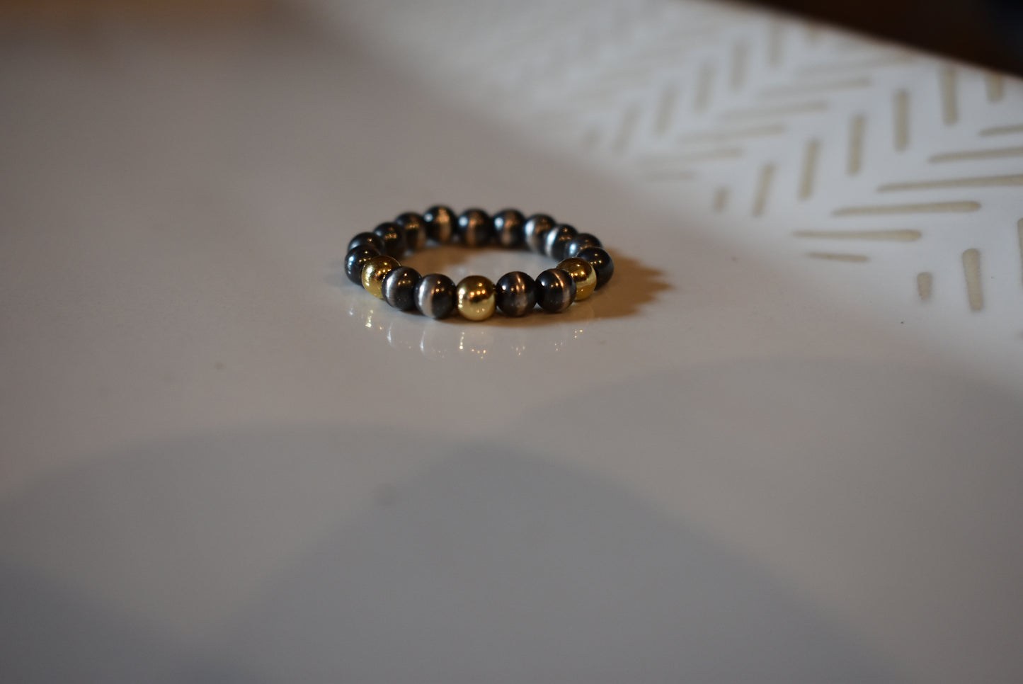 4mm Navajo Pearl Stretch Ring
