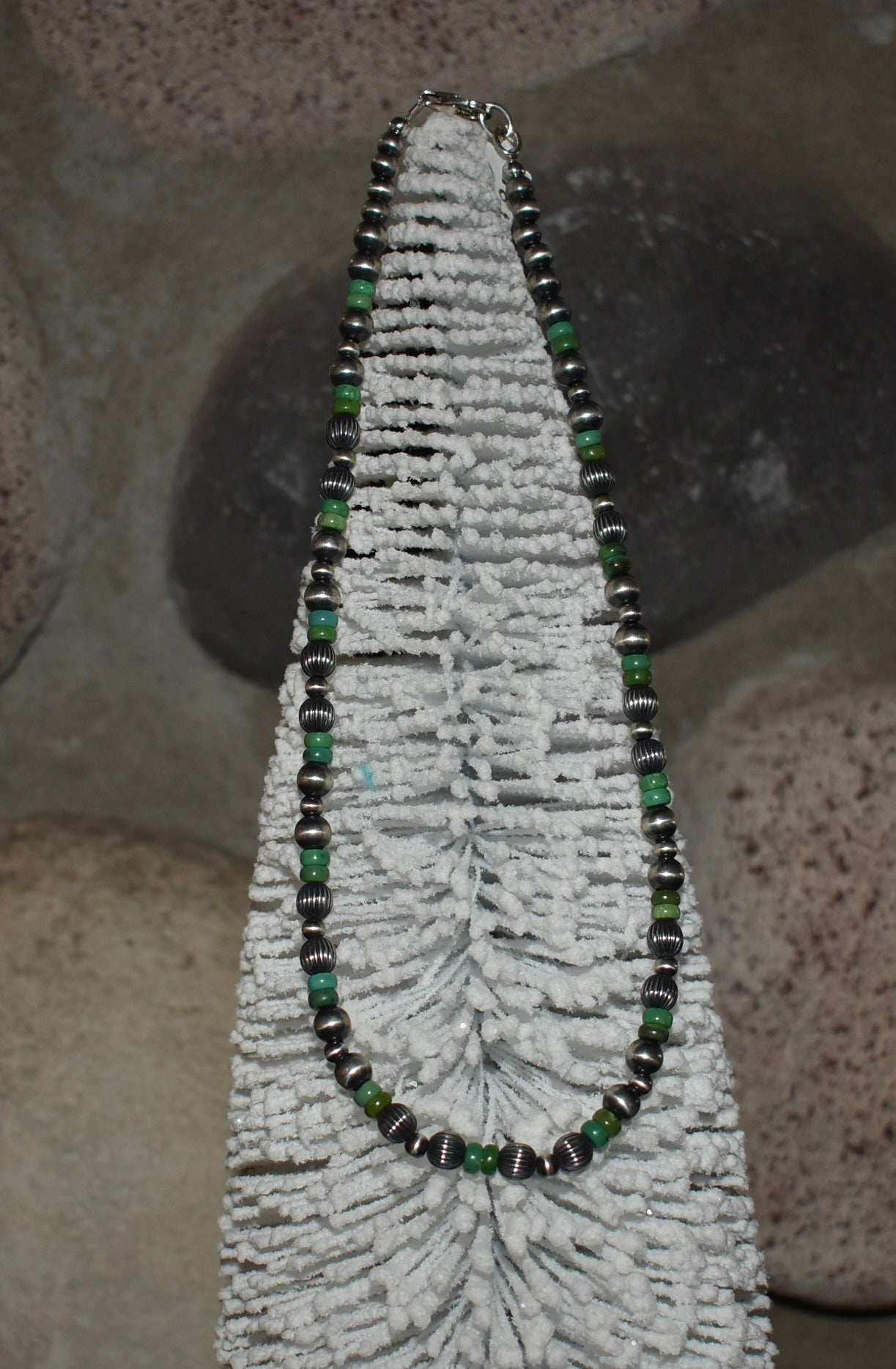 Navajo Pearls with Green Alunite 16”