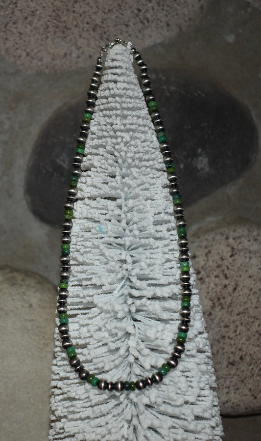 Navajo Pearls with Green Alunite 18”